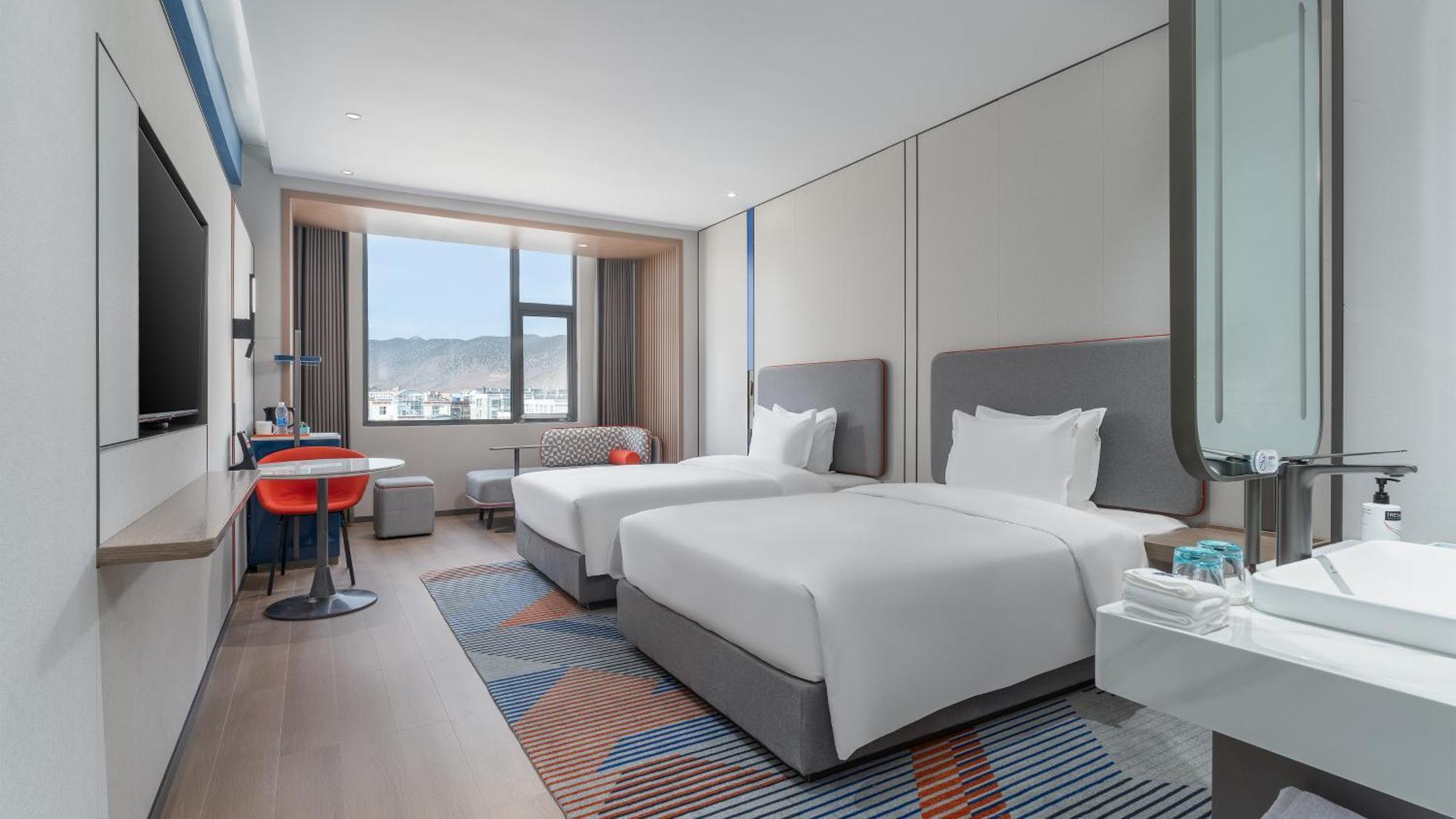 Holiday Inn Express Shangri-La By Ihg Exterior photo